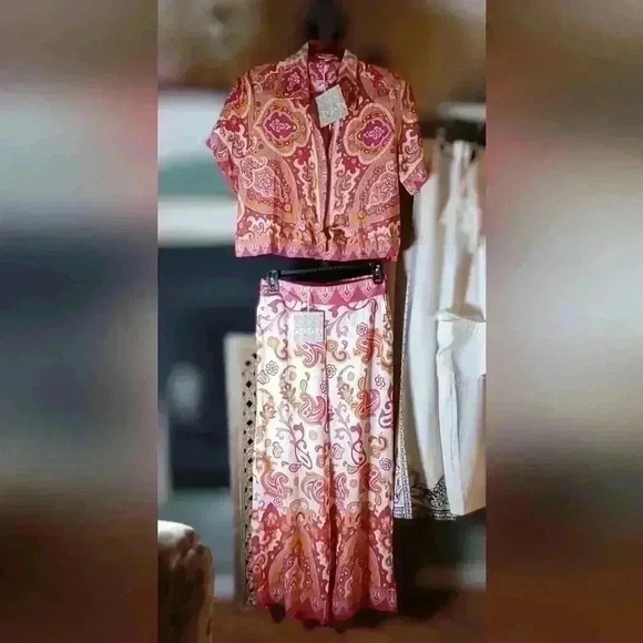 Weekenders Bundle Max Studio, Cable and Gauge, Haute Hippie All NWT - Picture 12 of 13